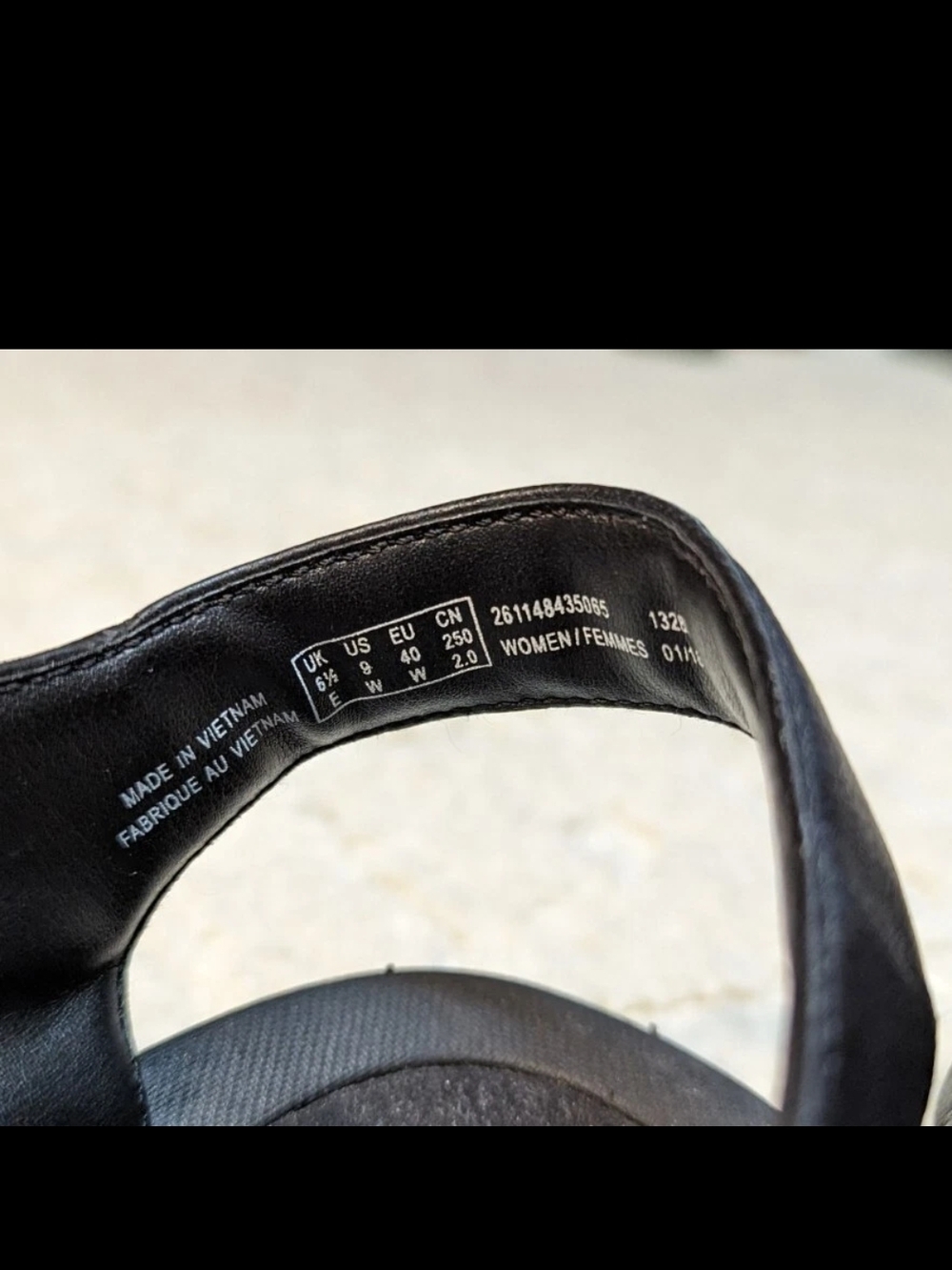 Clarks Artisan Caval Dixie Black Open-Toe Comfort Sandals, 9W - Picture 2 of 7